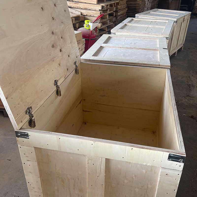 便攜開(kāi)蓋箱子